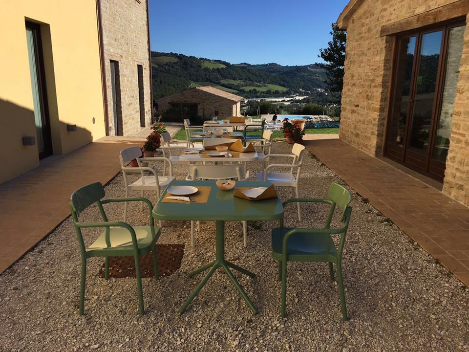 Amico Country House Serra San Quirico Exterior photo