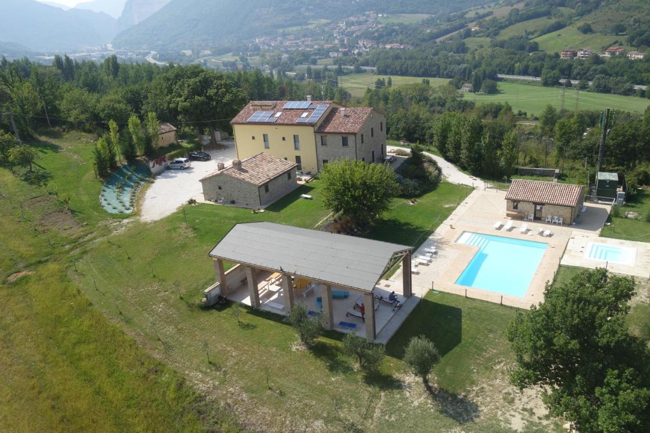 Amico Country House Serra San Quirico Exterior photo